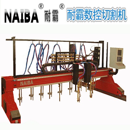 直条切割机 小.jpg 直条切割机 小.jpg